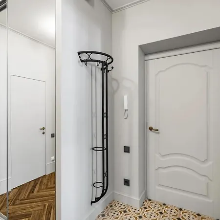 Spacious Designer *